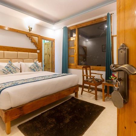 Golden Oak Bed and Breakfast Shimla Exterior foto