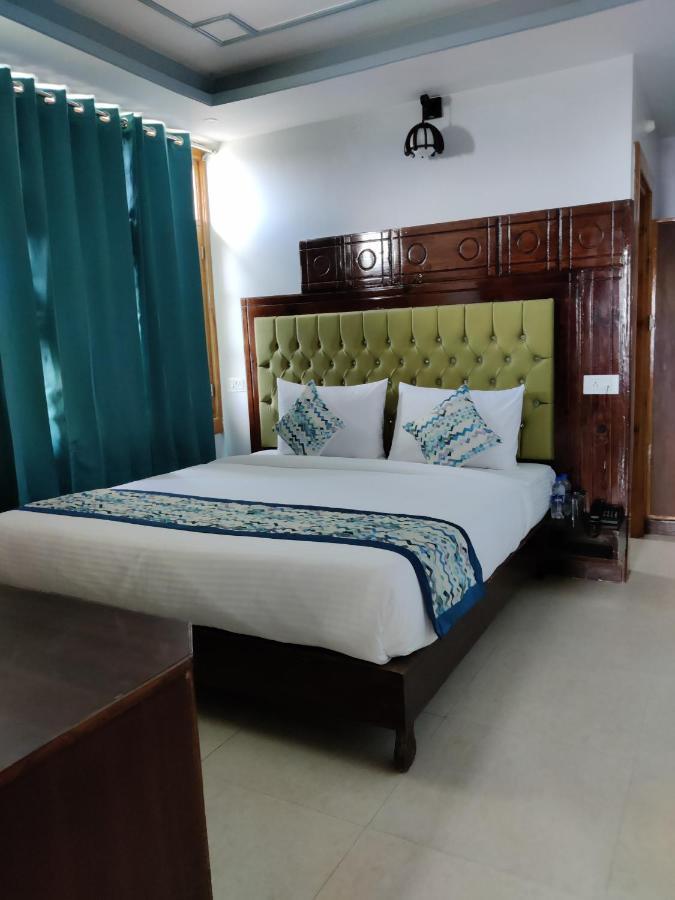Golden Oak Bed and Breakfast Shimla Exterior foto