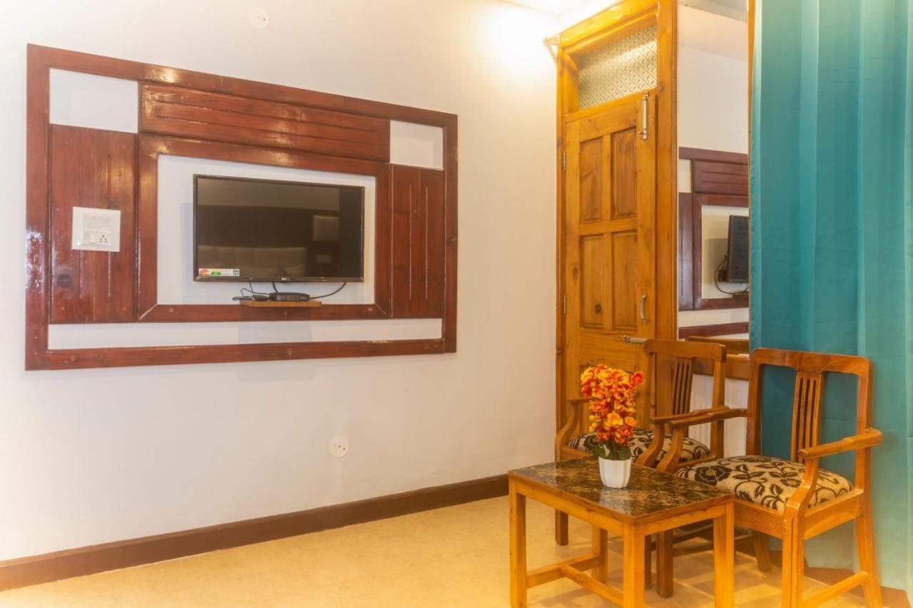 Golden Oak Bed and Breakfast Shimla Exterior foto